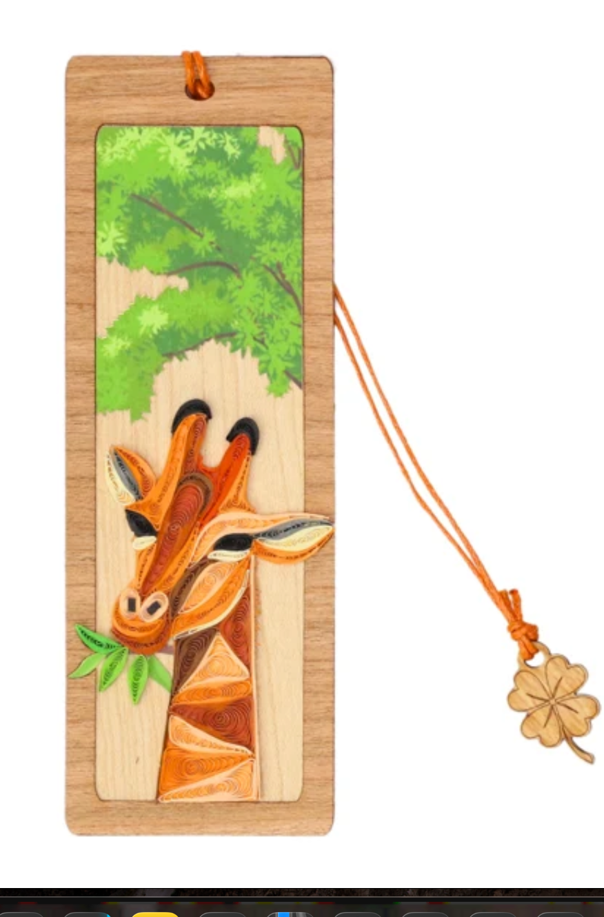 Quilled Giraffe Bookmark