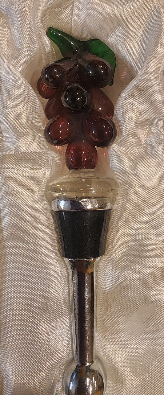 Grapes Wine Stopper Gift Set
